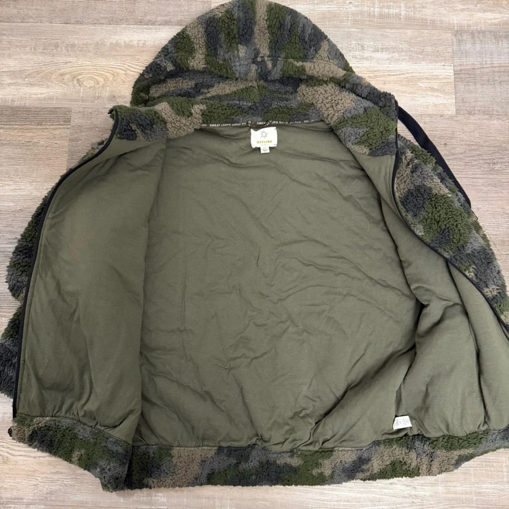 Offline by Aerie Camo Sherpa Teddy Full Zip Sweatshirt-size M *NEW w/o tags*